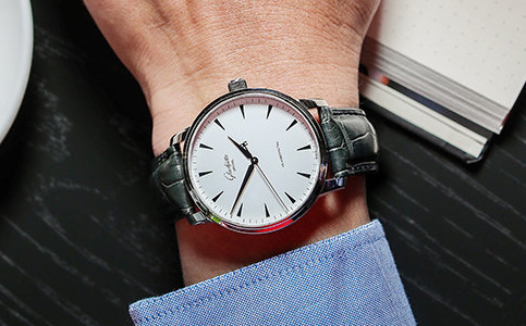 常州格拉蘇蒂手表售后維修服務(wù)中心