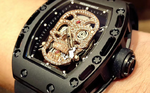 大連理查德米勒手表售后維修服務(wù)中心