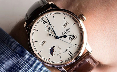 上海格拉蘇蒂手表售后維修服務(wù)中心