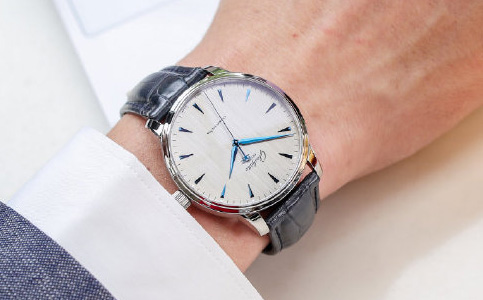 重慶格拉蘇蒂手表售后維修服務中心