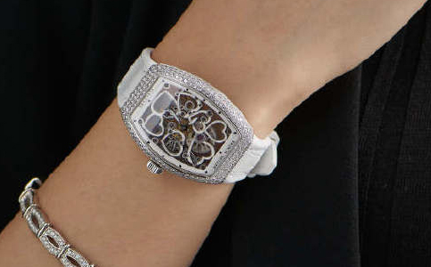 法穆蘭手表維修網(wǎng)點查詢(法穆蘭手表走時問題)