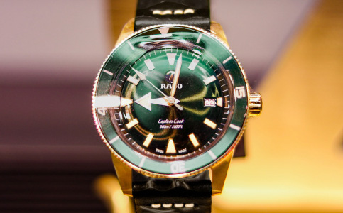 雷達官網維修電話（如何為雷達手表進行調時）