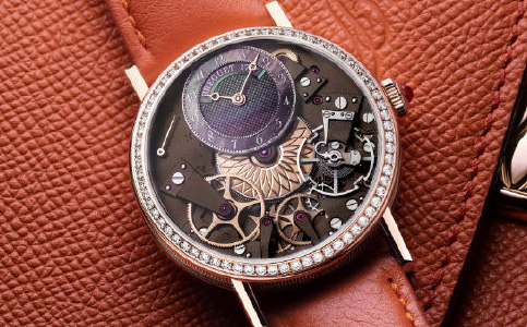 海口寶璣專修店電話號碼（寶璣手表機(jī)芯生銹怎么辦）