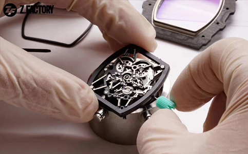 理查德米勒官網(wǎng)客服電話(解決理查德米勒手表生銹的技巧)