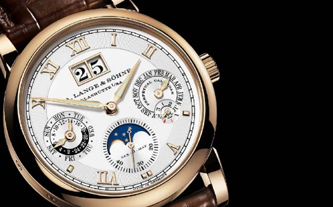 朗格官網(wǎng)客服電話(朗格手表截表帶的步驟)