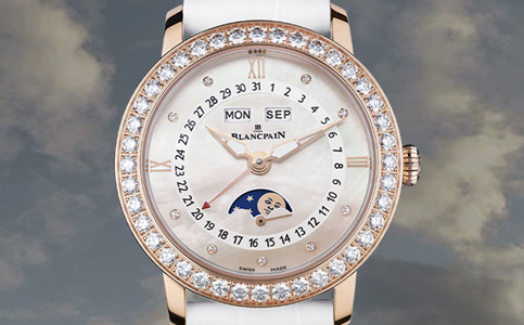 寶珀手表售后客服電話(huà)(寶珀手表表玻璃出現(xiàn)劃痕的解決方法)