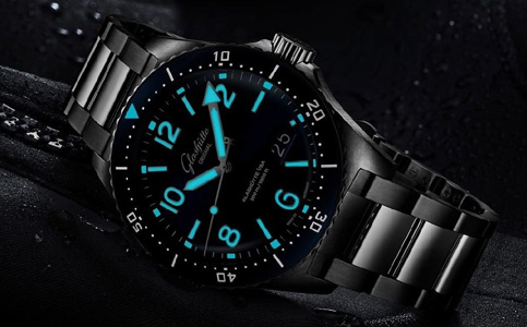 格拉蘇蒂手表售后服務維修熱線（處理格拉蘇蒂手表進灰的問題）